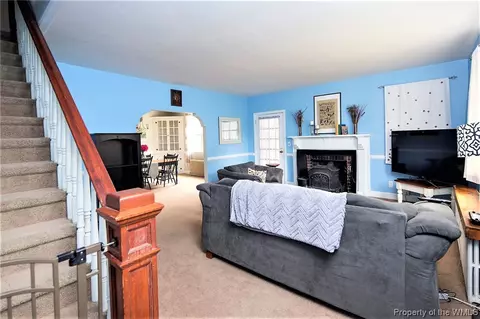5 Magnolia Pl, Hampton, VA 23669 photo 4