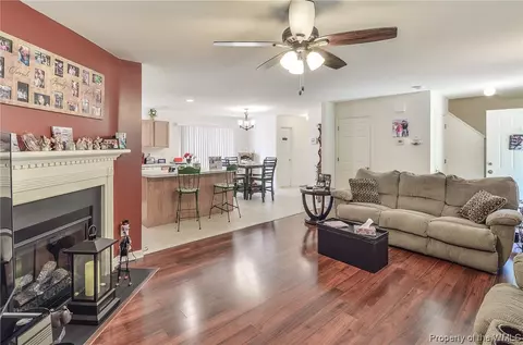 7602 Cypress Dr, Lanexa, VA 23089 photo 8