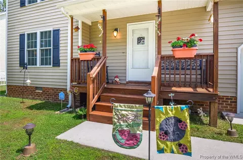 7602 Cypress Dr, Lanexa, VA 23089 photo 1