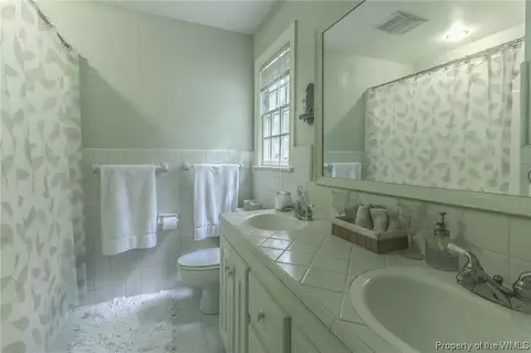 286 E Queens Dr, Williamsburg, VA 23185 photo 18
