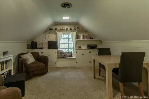 286 E Queens Dr, Williamsburg, VA 23185 photo 20