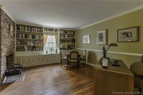286 E Queens Dr, Williamsburg, VA 23185 photo 11