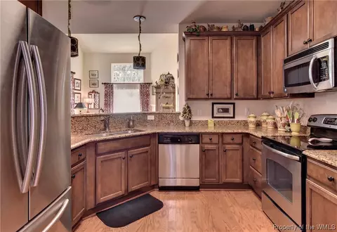 2001 Rustads Cir, Williamsburg, VA 23188 photo 10
