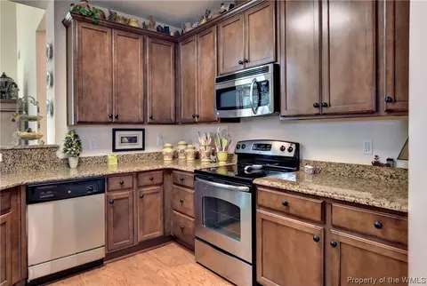 2001 Rustads Cir, Williamsburg, VA 23188 photo 11