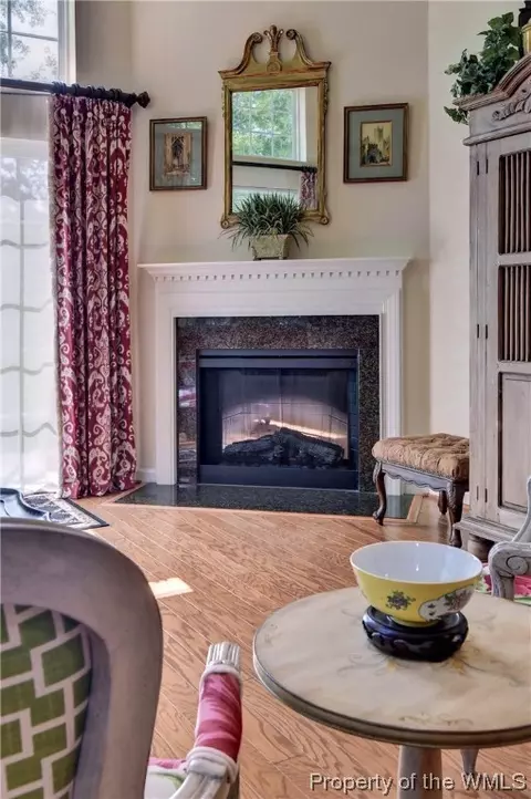 2001 Rustads Cir, Williamsburg, VA 23188 photo 8