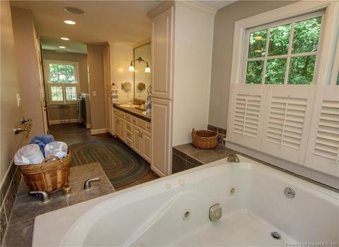 10 Hampton Ky, Williamsburg, VA 23185 photo 24