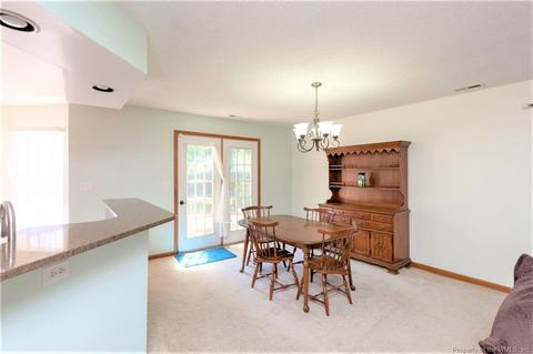 4 Holloway Dr, Hampton, VA 23666 photo 9