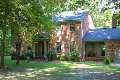 298 E Queens Dr, Williamsburg, VA 23185 photo 2