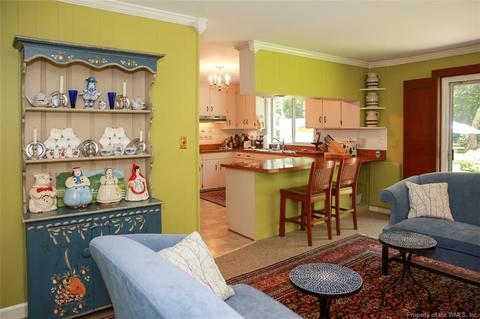 298 E Queens Dr, Williamsburg, VA 23185 photo 25