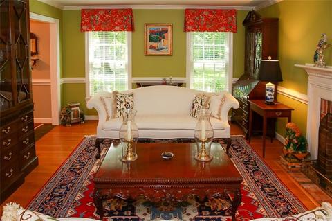 298 E Queens Dr, Williamsburg, VA 23185 photo 12
