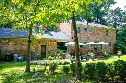 298 E Queens Dr, Williamsburg, VA 23185 photo 3