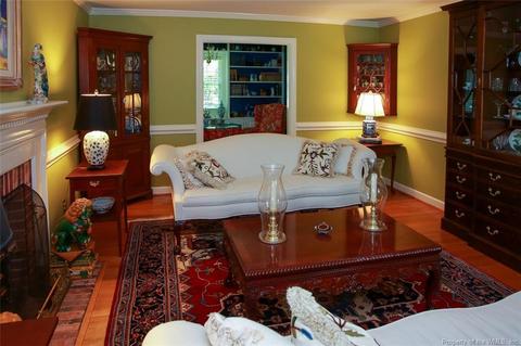 298 E Queens Dr, Williamsburg, VA 23185 photo 10