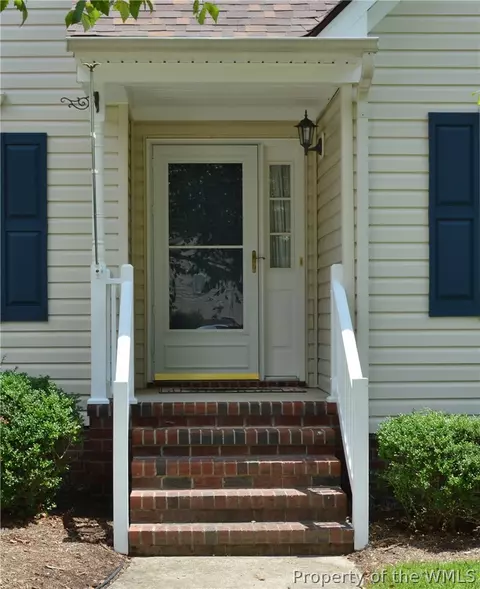 5124 E Grace Ct, Williamsburg, VA 23188 photo 3