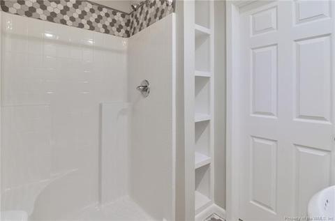 204 Taylor Ave W, Hampton, VA 23663 photo 22