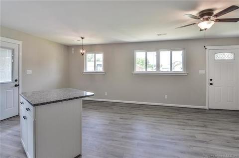 204 Taylor Ave W, Hampton, VA 23663 photo 11