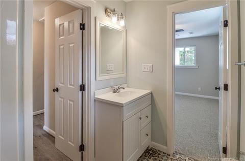 204 Taylor Ave W, Hampton, VA 23663 photo 28