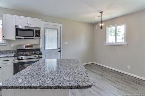 204 Taylor Ave W, Hampton, VA 23663 photo 10