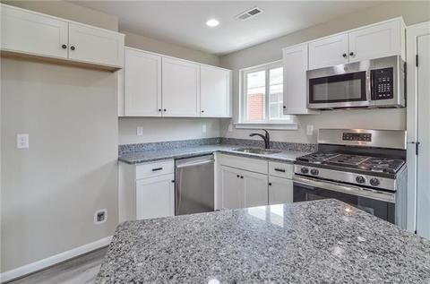204 Taylor Ave W, Hampton, VA 23663 photo 13