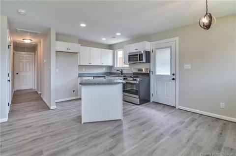 204 Taylor Ave W, Hampton, VA 23663 photo 16
