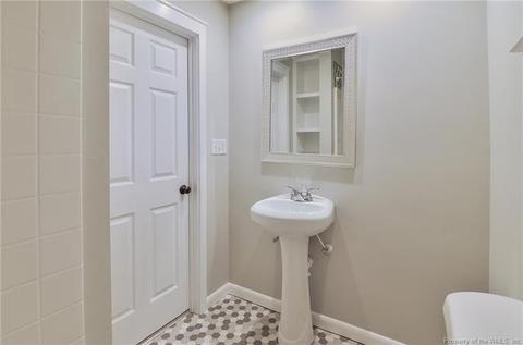 204 Taylor Ave W, Hampton, VA 23663 photo 24