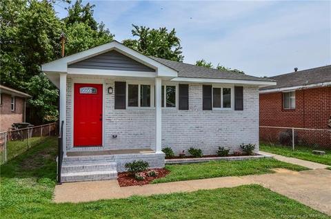 204 Taylor Ave W, Hampton, VA 23663 photo 1