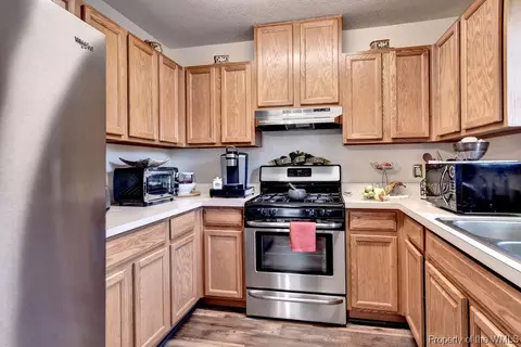 105 Bailey Dr, Williamsburg, VA 23188 photo 14