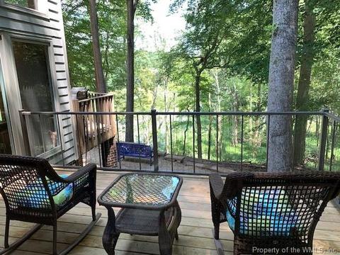 157 Thomas Dl Williamsburg Va 23185 48 Photos Mls 1903452