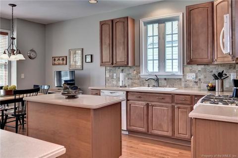 4673 Westhampton, Williamsburg, VA 23188 photo 13
