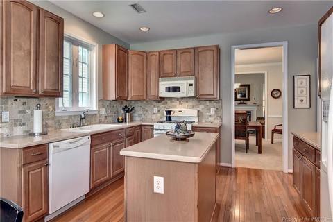 4673 Westhampton, Williamsburg, VA 23188 photo 17