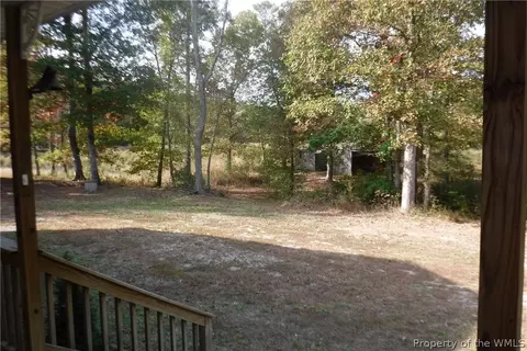 10362 Tyler Ln, Gloucester, VA 23061 photo 5