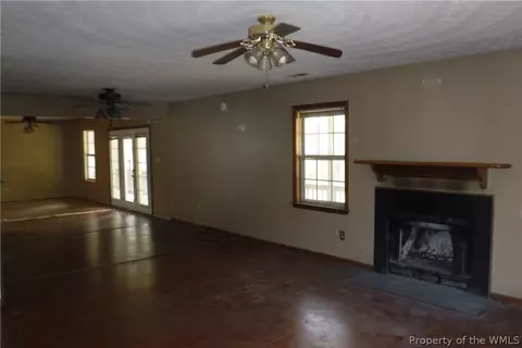 10362 Tyler Ln, Gloucester, VA 23061 photo 13