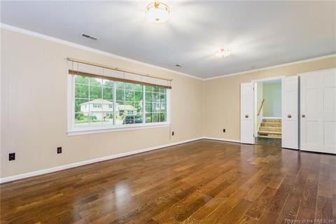 2 Susquehanna Ct, Hampton, VA 23669 photo 3
