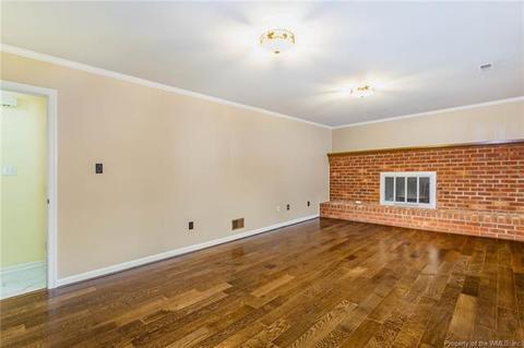 2 Susquehanna Ct, Hampton, VA 23669 photo 4