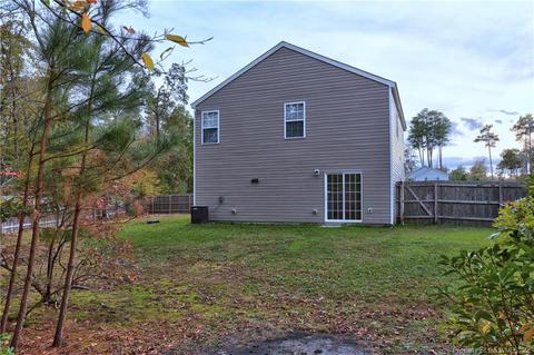 7412 Jeanne Dr, Gloucester, VA 23061 photo 4
