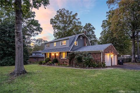 105 Druid Dr, Williamsburg, VA 23185 photo 2