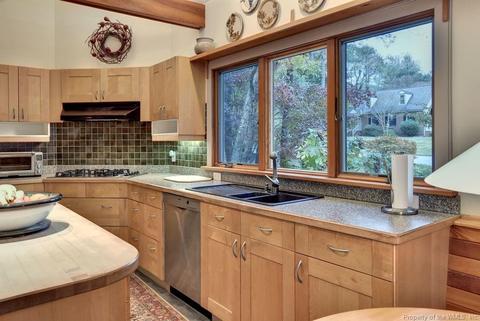 1104 Helmsley Rd, Williamsburg, VA 23185 photo 32