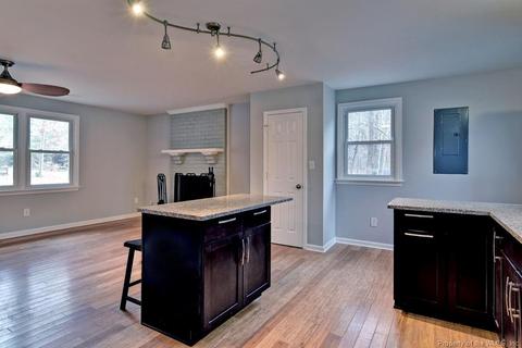 5596 Riverview Rd, Williamsburg, VA 23188 photo 9