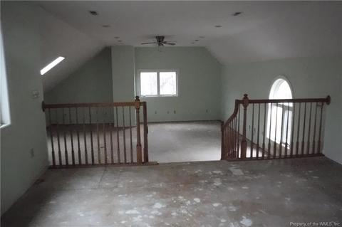 8429 Mohawk Ln, Gloucester, VA 23061 photo 16