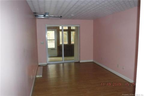 8429 Mohawk Ln, Gloucester, VA 23061 photo 17