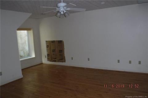 8429 Mohawk Ln, Gloucester, VA 23061 photo 19