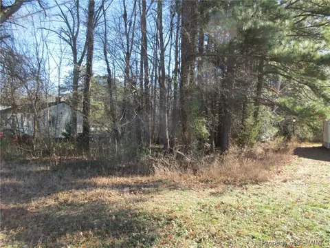 464 Queens Creek Rd, Williamsburg, VA 23185
