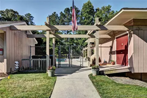106 Fall E, Williamsburg, VA 23188 photo 24