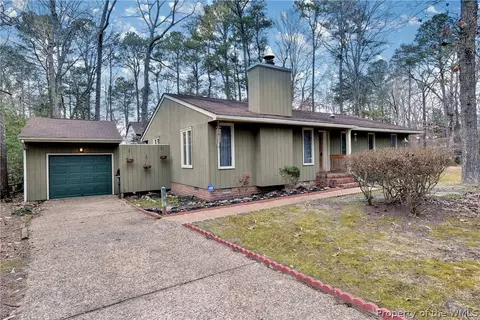 106 Fall E, Williamsburg, VA 23188 photo 1