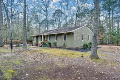 106 Fall E, Williamsburg, VA 23188 photo 2