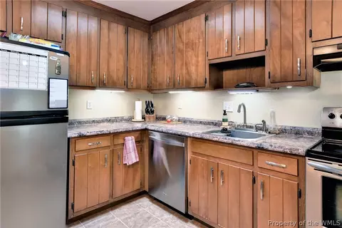 106 Fall E, Williamsburg, VA 23188 photo 13