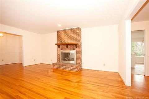 105 Bowstring Dr, Williamsburg, VA 23185 photo 6