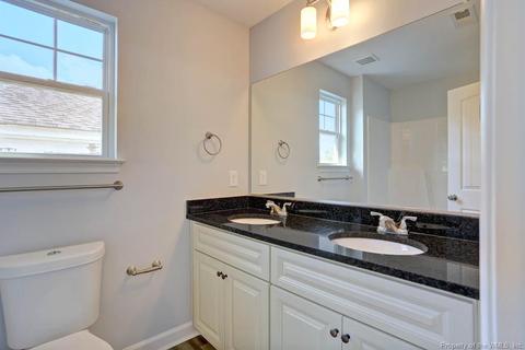 19 W Chamberlin Ave, Hampton, VA 23663 photo 28
