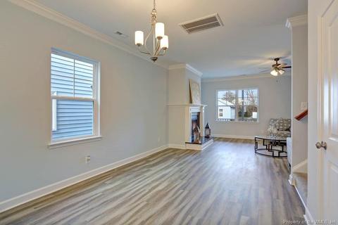 19 W Chamberlin Ave, Hampton, VA 23663 photo 9