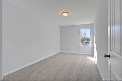 19 W Chamberlin Ave, Hampton, VA 23663 photo 23