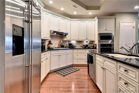 1203 Eaglescliffe, Williamsburg, VA 23188 photo 9